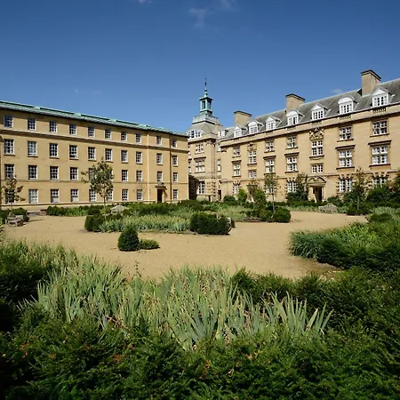 Christ'S College Cambridge-3