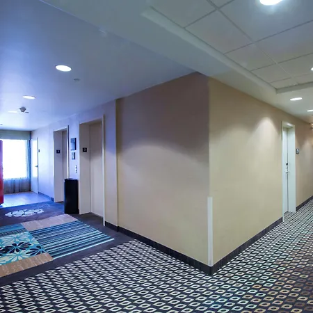 Hampton Inn Saskatoon South-3