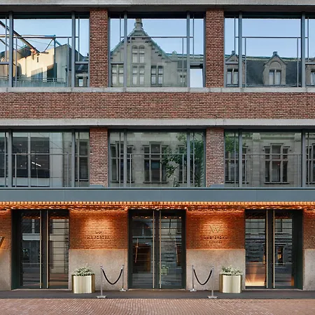 W Amsterdam-2