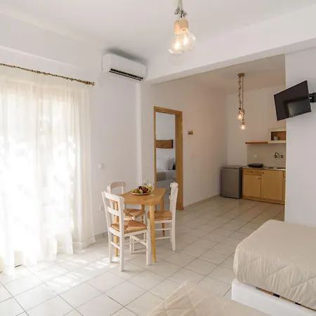 Santorini Crystal Blue Boutique Hotel-2