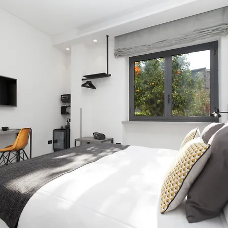 La Ferrovia Guest House-3
