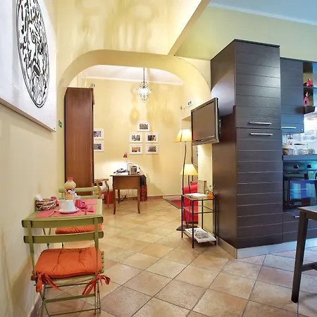 B&B Aurelia Garden Rooms-3