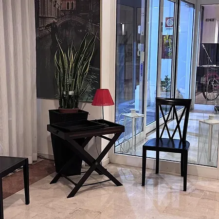 Venice Hotel con Colonnine Elettriche-3