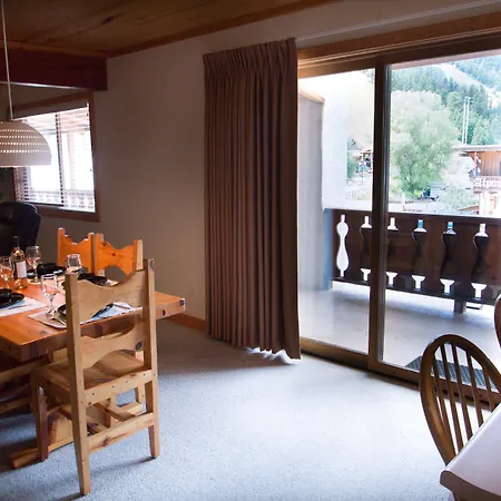 Sitzmark Sports Lodge-3