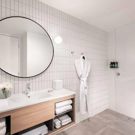 Crowne Plaza Adelaide By Ihg-3