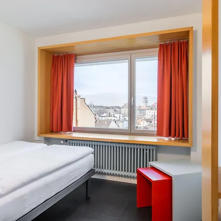 Hotel Marta - 1950'S Architecture In Zurich'S Vibrant Old Town, Near Main Station-3