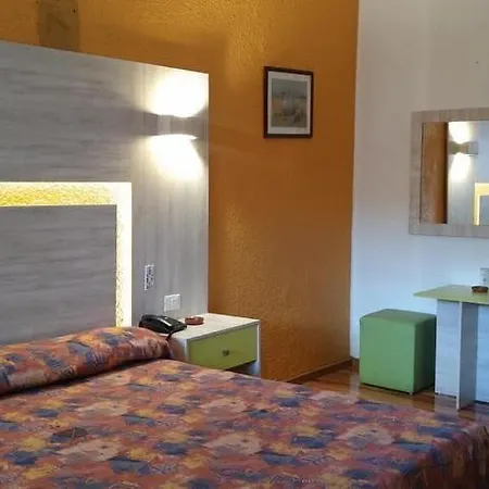 Hotel Gilbert-2