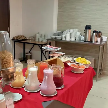 Hotel HR Amada Cúcuta-3