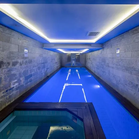 Pera Tulip Hotel & Spa-3