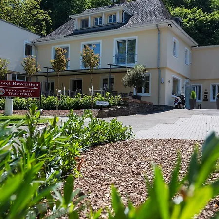 Parkhotel Cochem- Free Parking --3