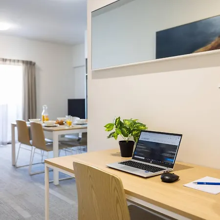 Mainstay Suites Mackay-3