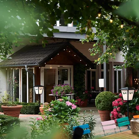 Hotel Landgasthof Läuterhäusle-3