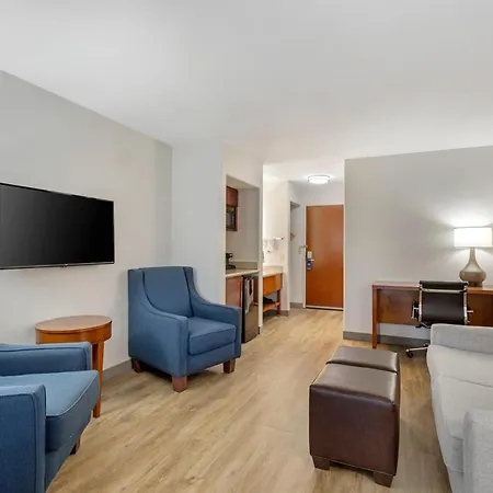 Comfort Suites Golden West On Evergreen Parkway-2