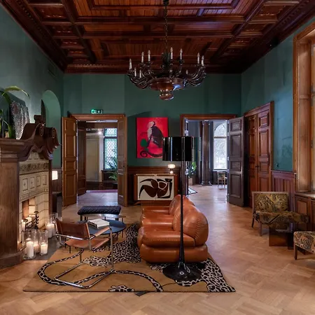 The Benjamin House-3
