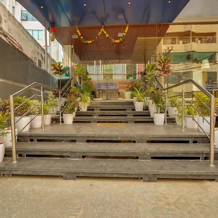 Treebo Casa Grand Punjagutta Dwarakapuri Hyderabad-3