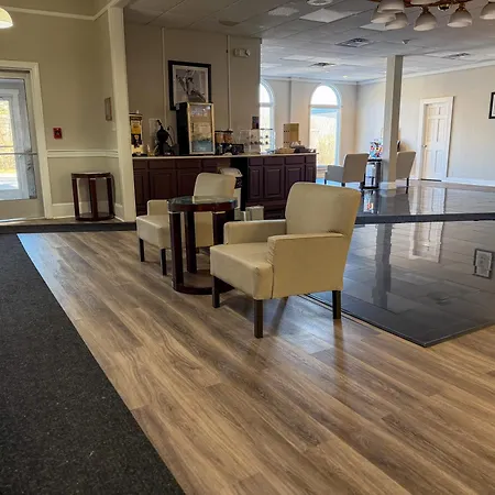 Whalers Inn And Suites-3