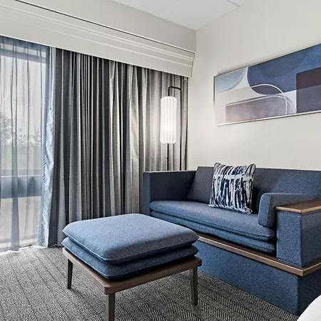 Courtyard By Marriott Clarksville-3