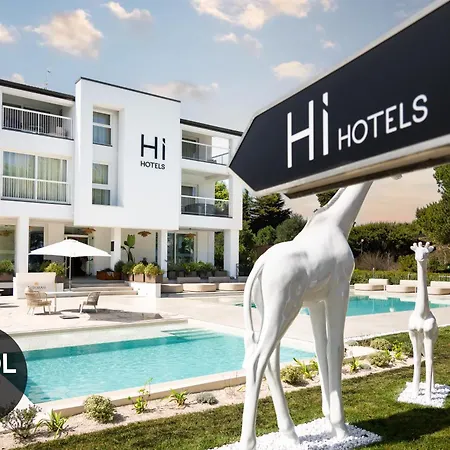 Hi Hotels Sirmione - Heated Lakeview Pool-3