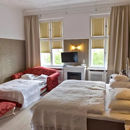 Hotel Augusta Am Kurfürstendamm-3