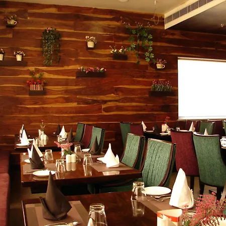 Hotel Grand Maple-3