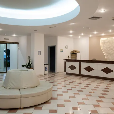 Mare Village-2