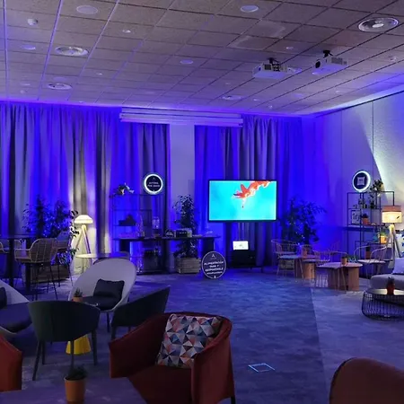 Novotel Madrid Feria And Airport-3