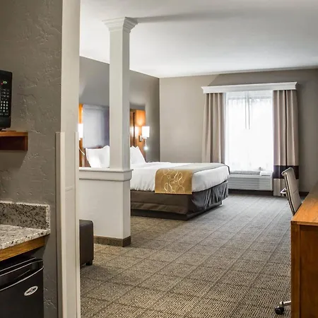 Comfort Suites Hartville-North Canton-3