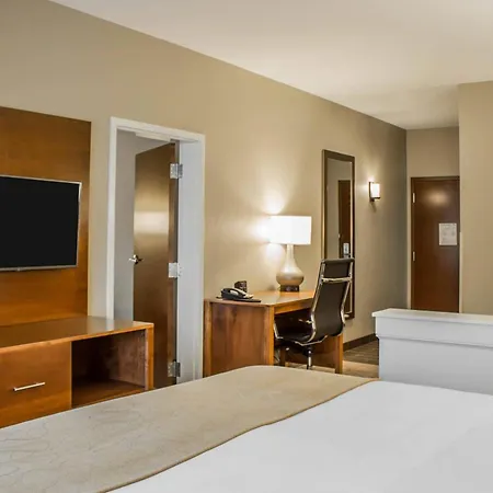 Comfort Suites Hartville-North Canton-2