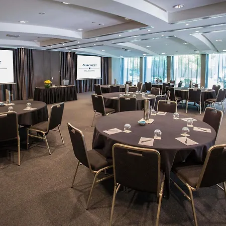Quay West Suites Melbourne-2
