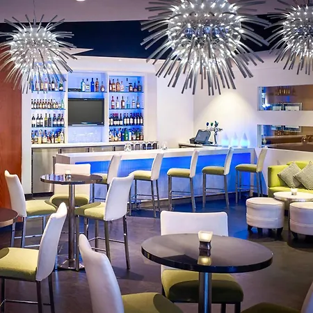 Novotel Toronto North York-3