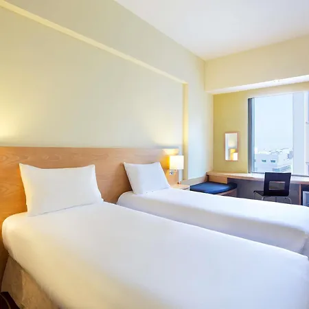 Ibis Dubai Al Rigga-3