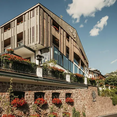 Hotel Chalet S - Dolomites Design - Adults Recommended-3
