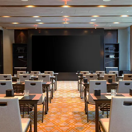 Hyatt Regency Bangkok Sukhumvit-2