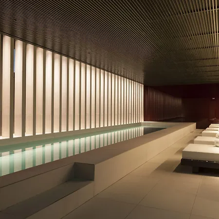 Kozmo Hotel Suites & Spa - Small Luxury Hotels Of The World-2