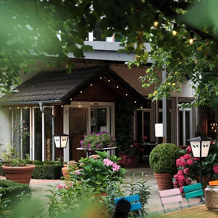 Hotel Landgasthof Läuterhäusle-3
