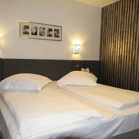 Hôtel 3 étoiles et Restaurant - Le Verger De Bischwiller - Logis Hotels-3