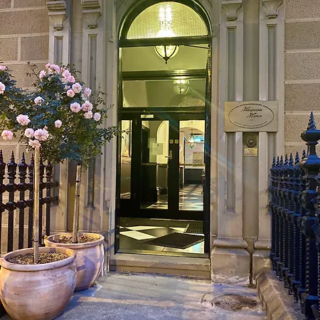The Macquarie Hobart-3