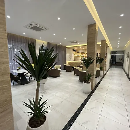 Mango Hotel - Ha Noi Railway Station-2