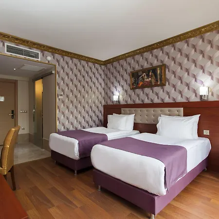 Alrazi Hotel-3