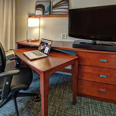 Courtyard By Marriott Memphis Southaven-3