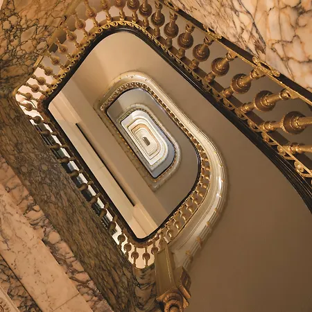Martinique New York On Broadway, Curio Collection By Hilton-3