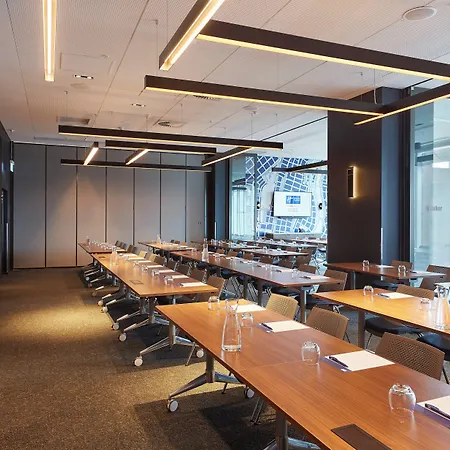 Holiday Inn Express Melbourne Southbank By Ihg-3