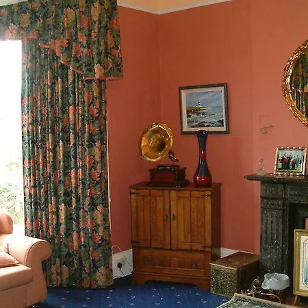 Claremont House-2
