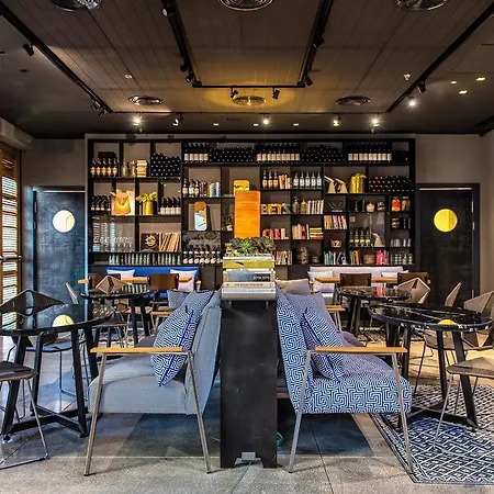 Bezalel Hotel - An Atlas Boutique Hotel-3