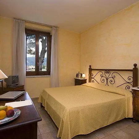 Hotel Villa Plauzi-3