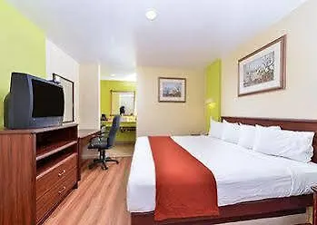 Rodeway Inn Modesto-3