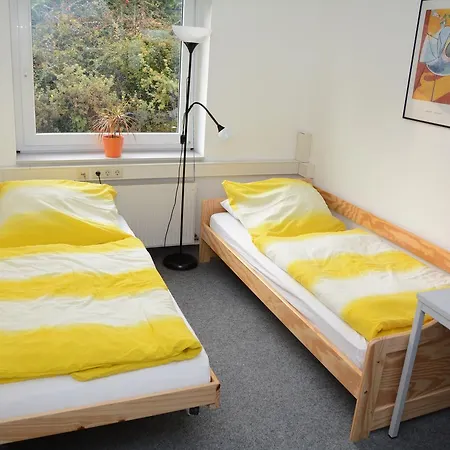 Genius Hotel Und Hostel-3