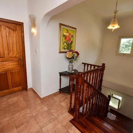Jessies Guest House Seychelles-3
