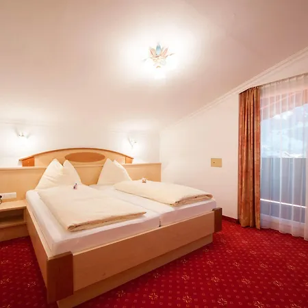 Familotel St. Johanner Hof-3