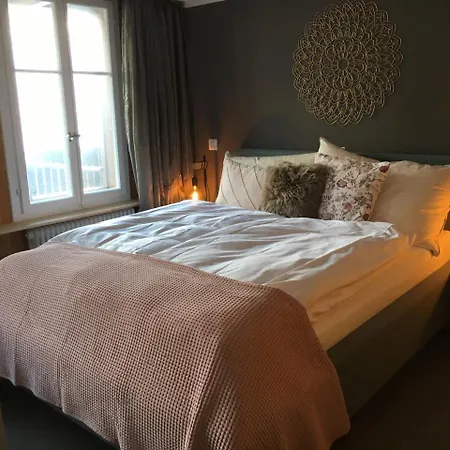 BELLEVUE Boutique B&B am Brienzersee / Iseltwald-3